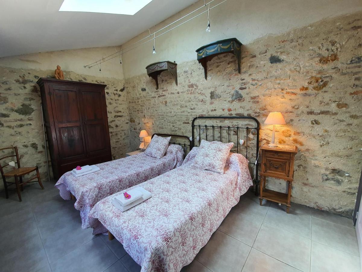 Le Clos Des Pins Claira Екстериор снимка
