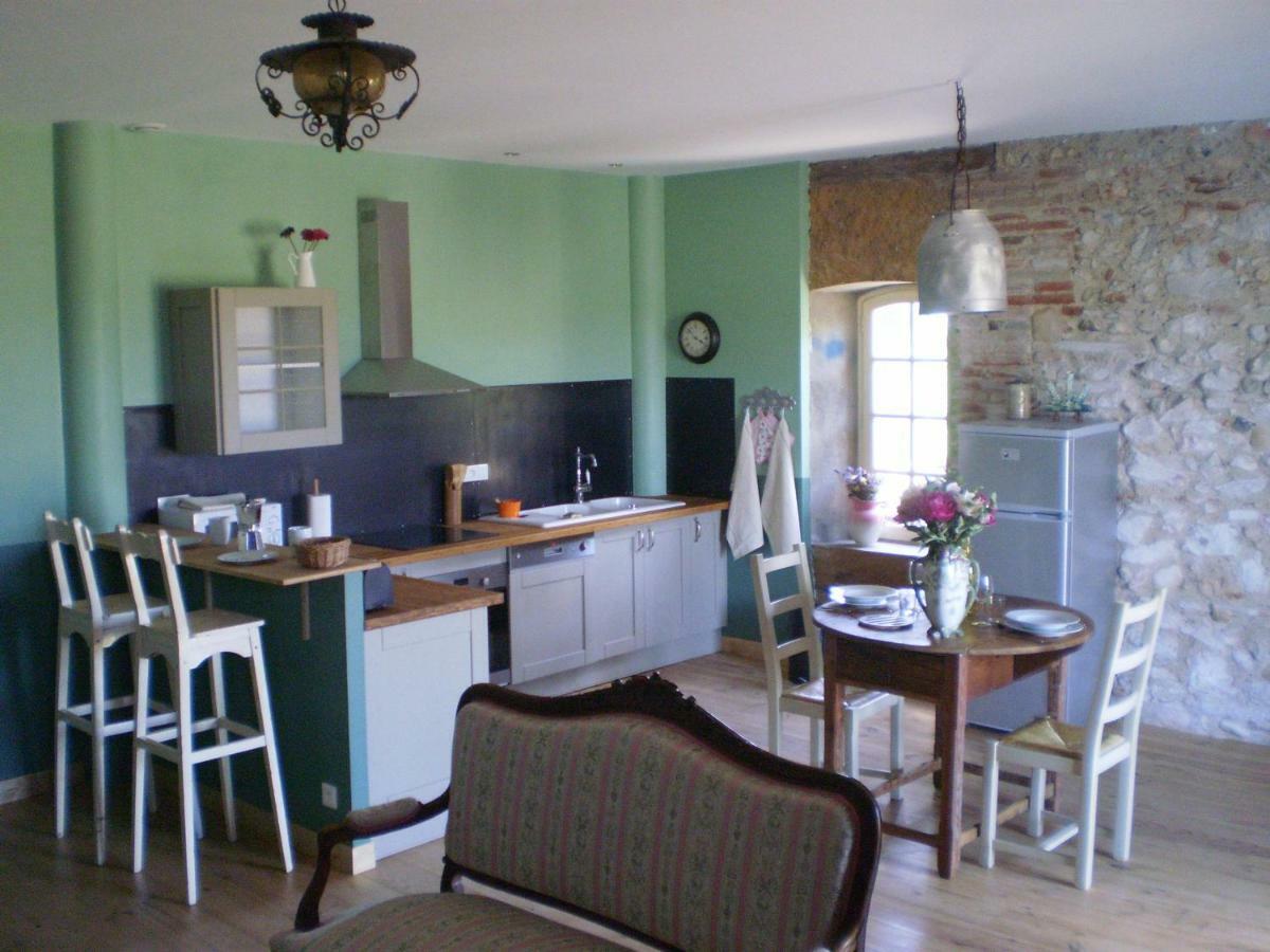 Le Clos Des Pins Claira Екстериор снимка